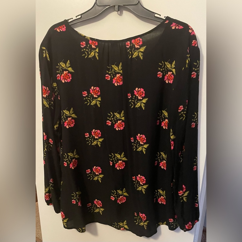 Old Navy Rose Blouse